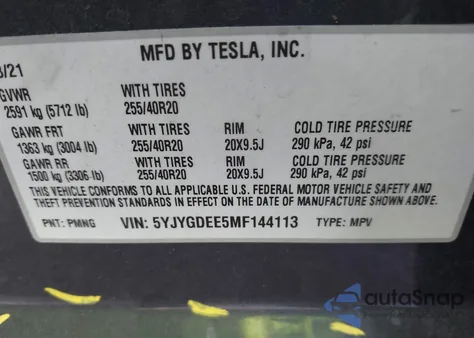 2021 Tesla Model Y Long Range Dual Motor All-Wheel Drive z USA, uszkodzony, nr VIN 5YJYGDEE5MF144113